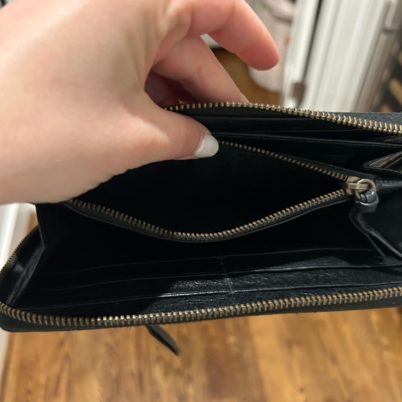 Balenciaga Leather Zip Wallet - Picture 6 of 7